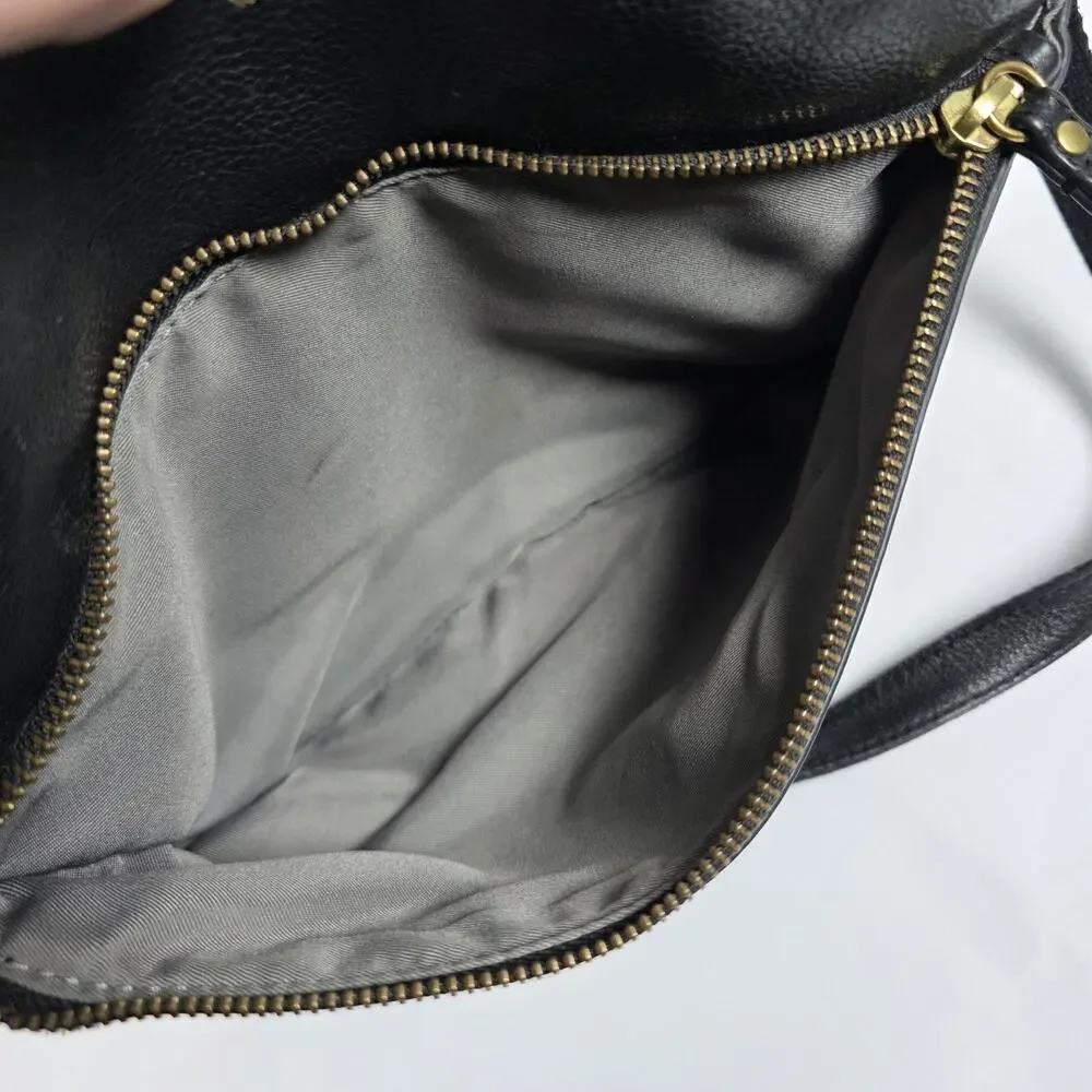 Fossil Black Leather Crossbody Bag Pebbled Adjustable Strap Zip Pocket Purse